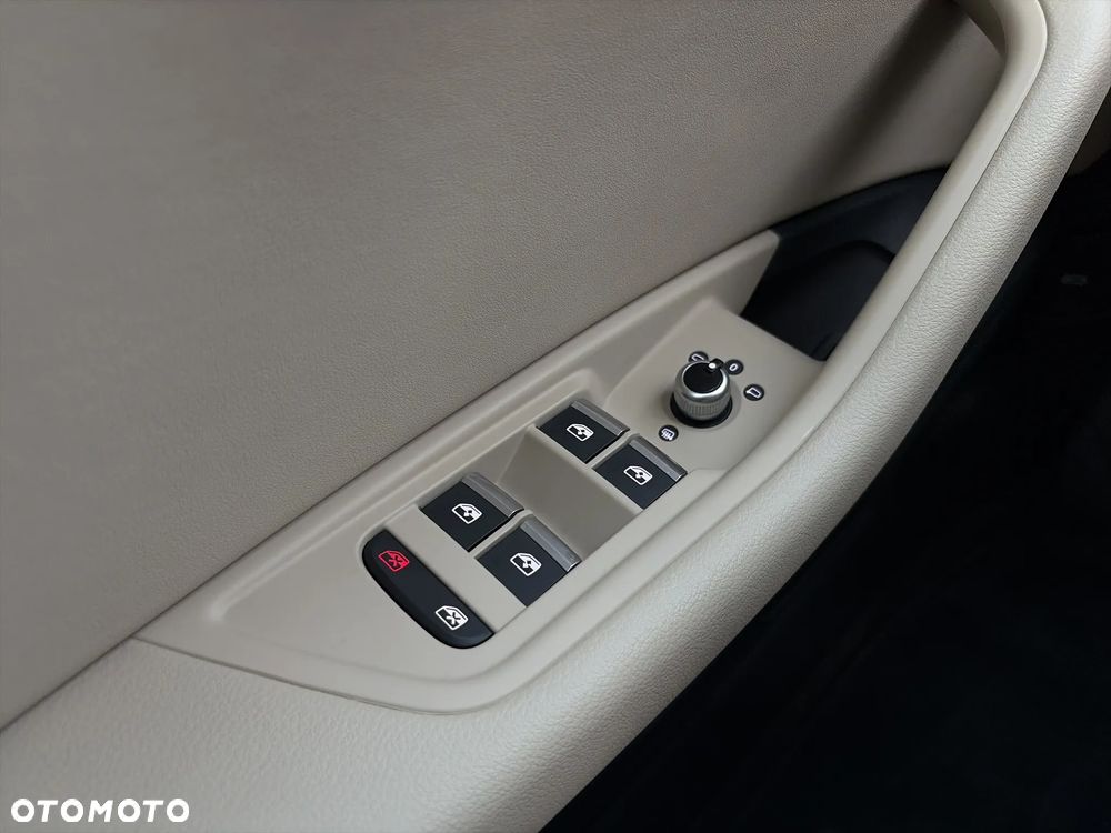 Audi A4 Avant 40 TDI mHEV Quattro S tronic - 34