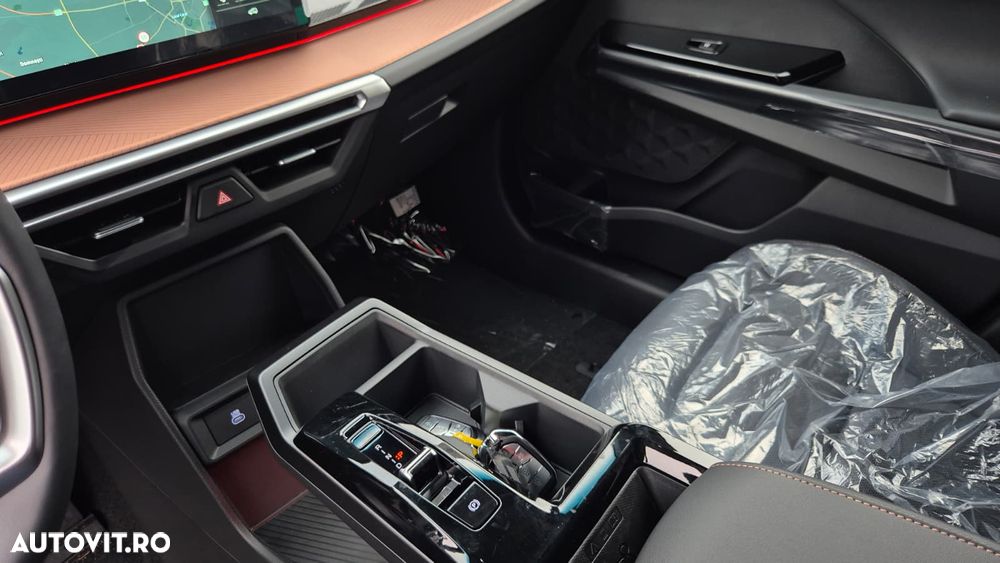 KG Mobility Torres EVX - 16