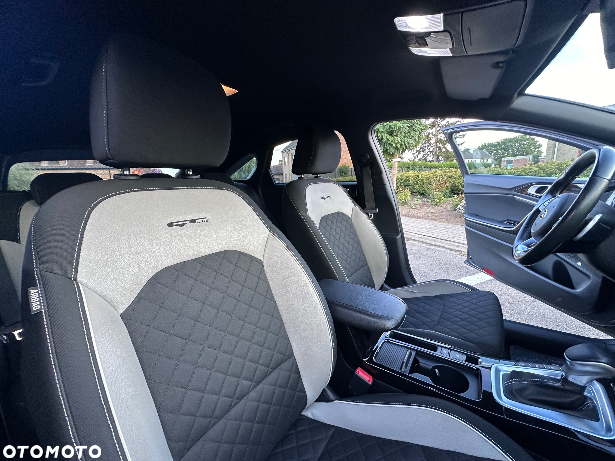 Kia ProCeed 1.4 T-GDI GT Line DCT - 30