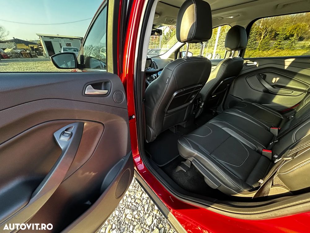 Ford Kuga 1.5 EcoBoost 4x4 Aut. Titanium - 13