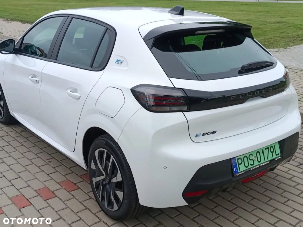 Peugeot 208 Elektromotor 136 Allure - 6
