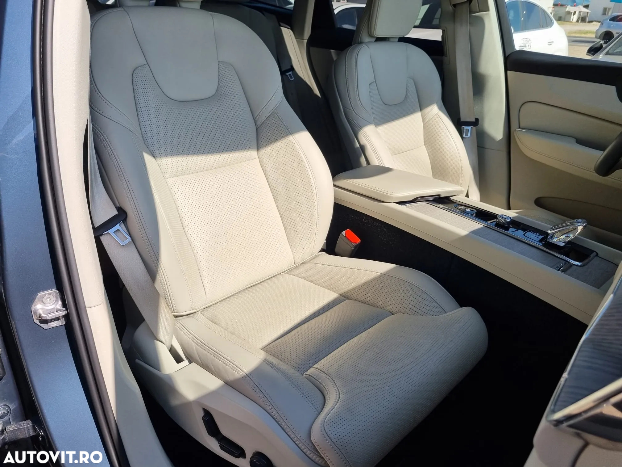 Volvo XC 60 B4 MHEV Inscription - 26