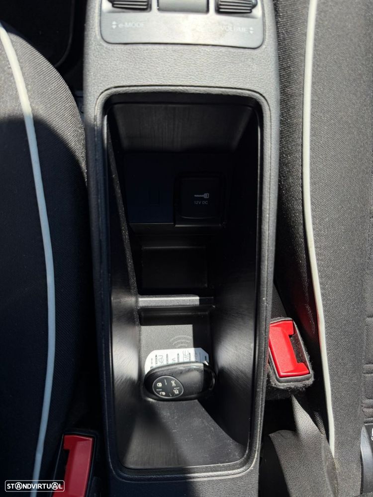 Fiat 500e — fotografia 37