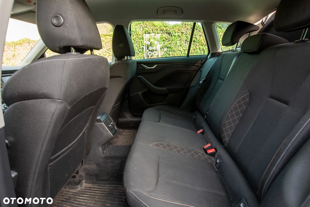 Skoda Kamiq 1.0 TSI Ambition - 11