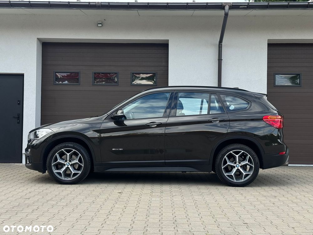 BMW X1 sDrive18i Sport Line - 6