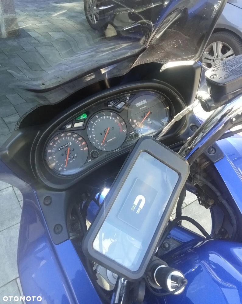 Yamaha XJ - 4
