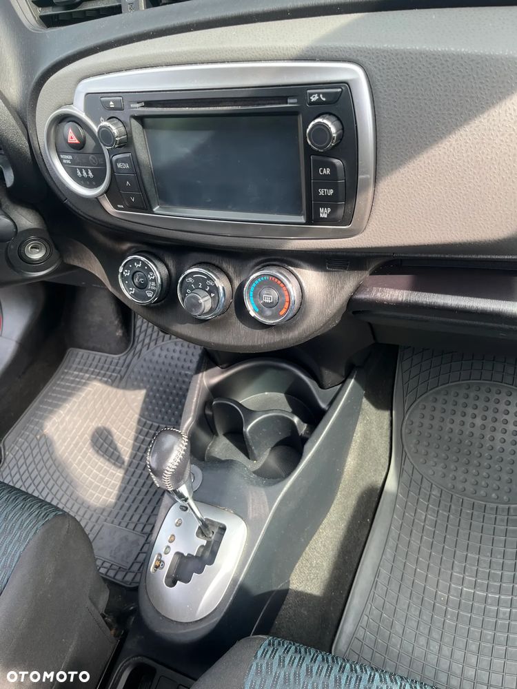 Toyota Yaris - 9
