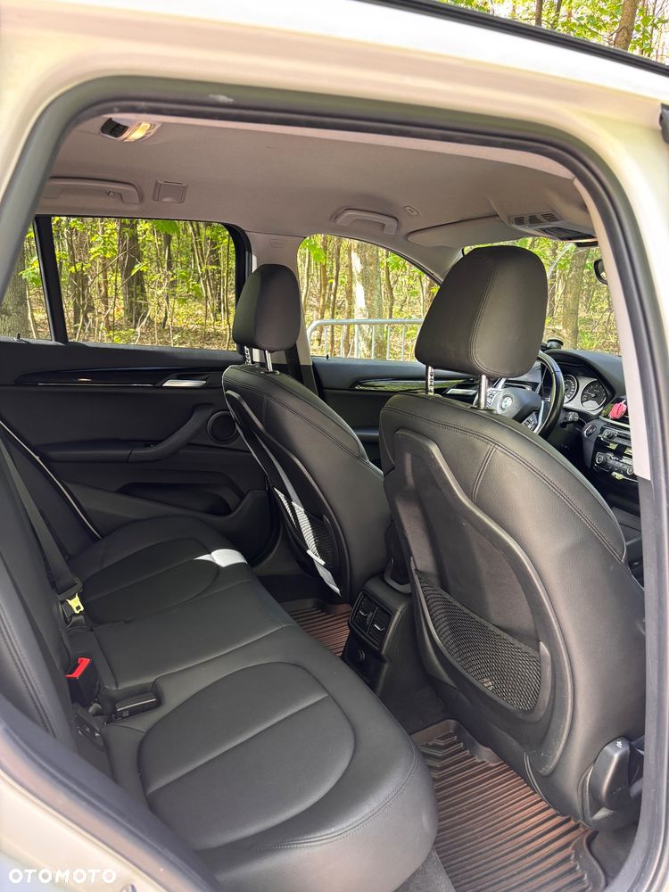 BMW X1 xDrive20i - 6