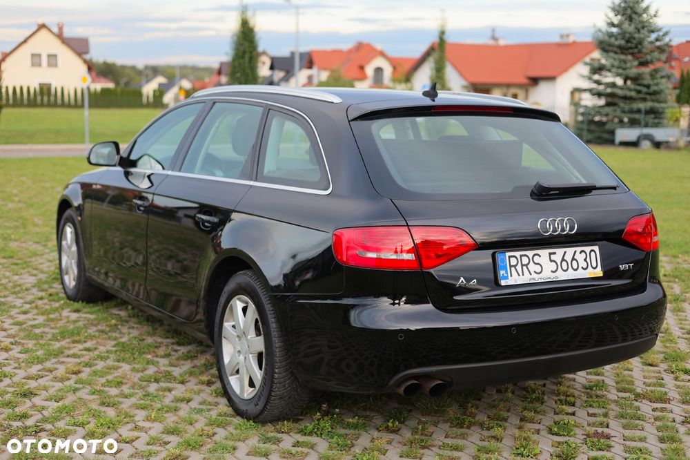Audi A4 Avant 1.8 TFSI - 12