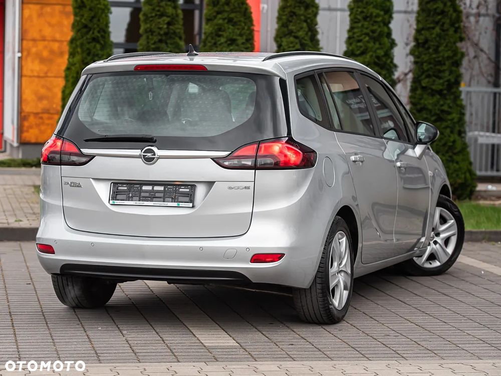 Opel Zafira - 12