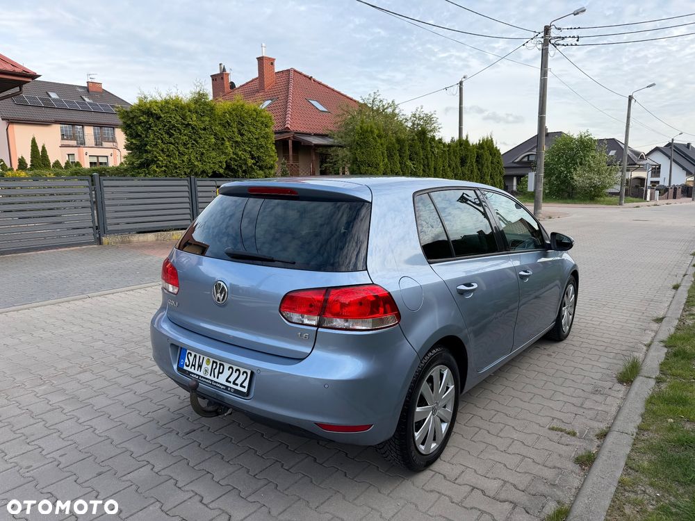 Volkswagen Golf 1.6 Edition - 16