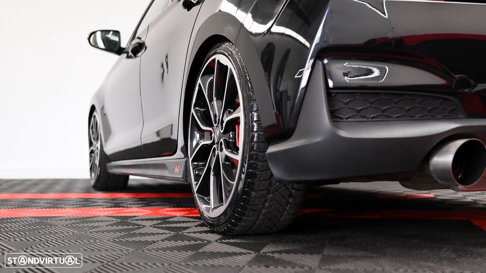 Hyundai i30 N 2.0 T-GDi Performance Pack - 36