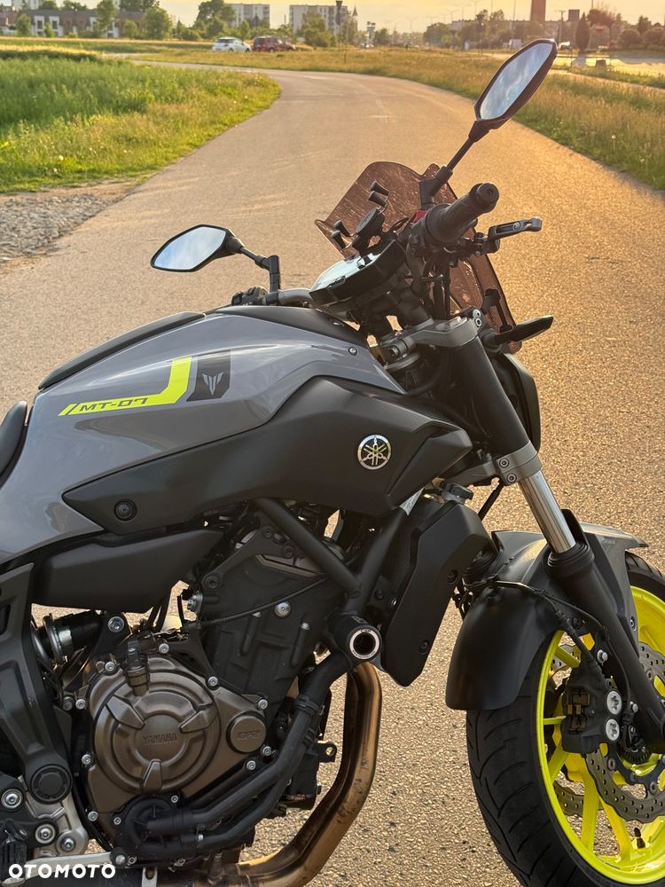 Yamaha MT - 3