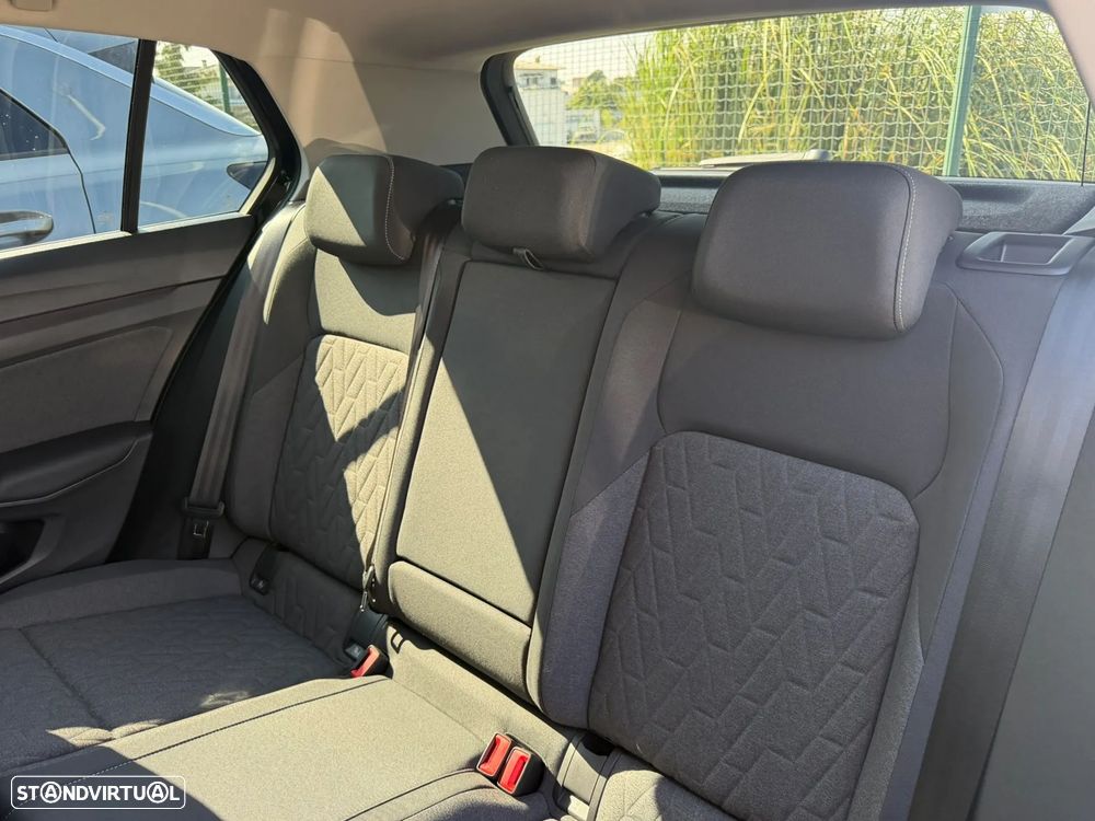 VW Golf 1.5 TSI Urban - 15