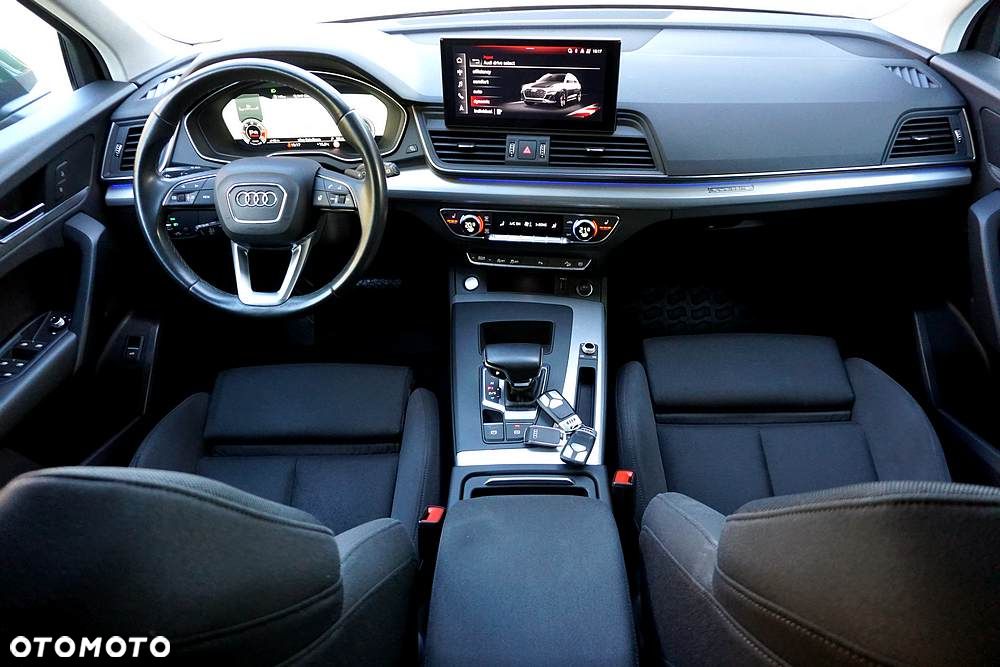 Audi Q5 40 TDI quattro S tronic S line business - 29