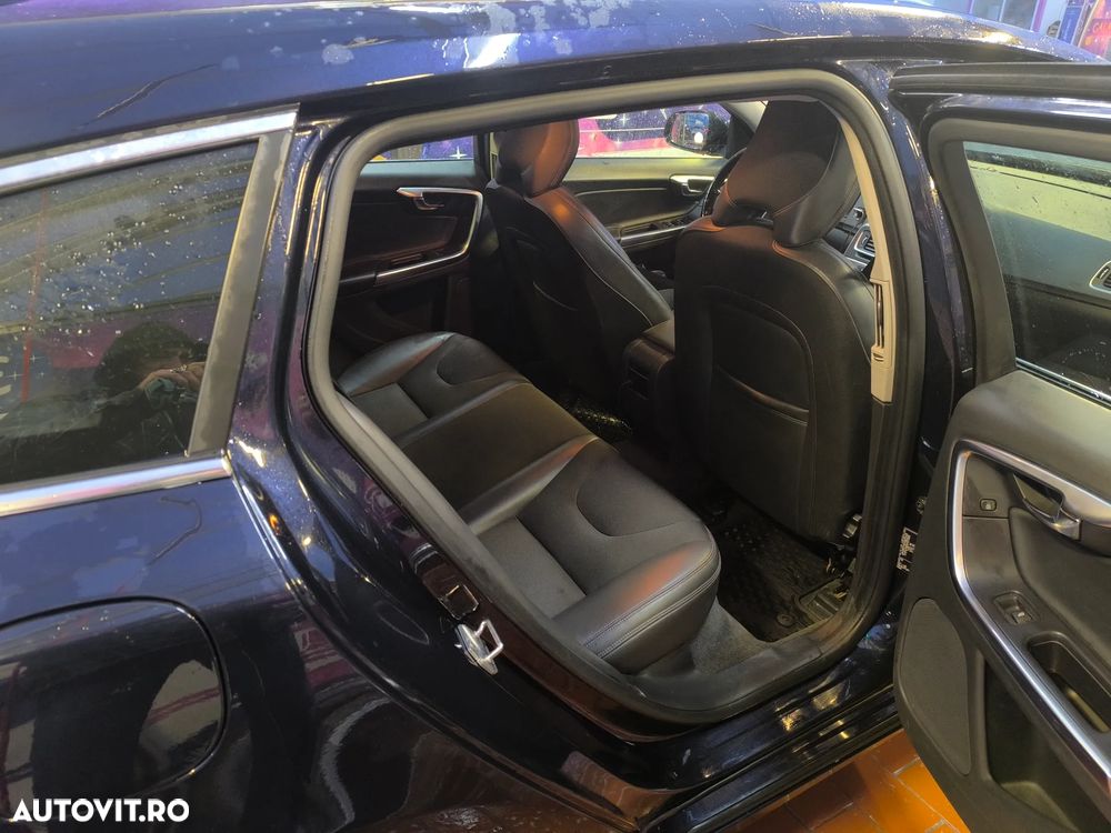 Volvo V60 - 26