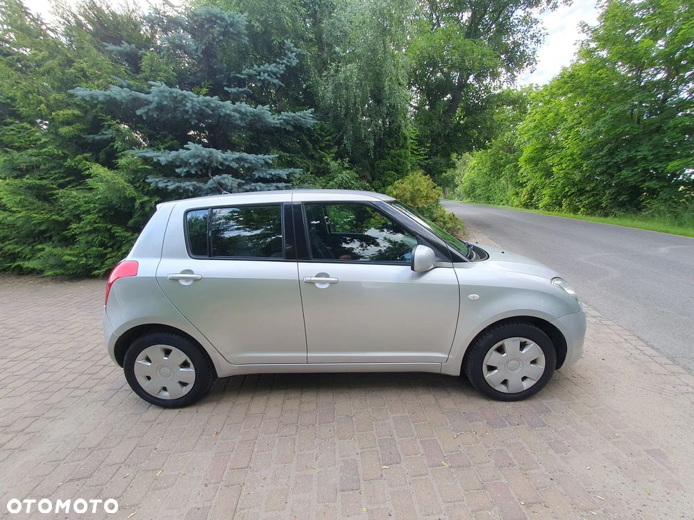 Suzuki Swift 1.3 GS / Premium 4WD - 3