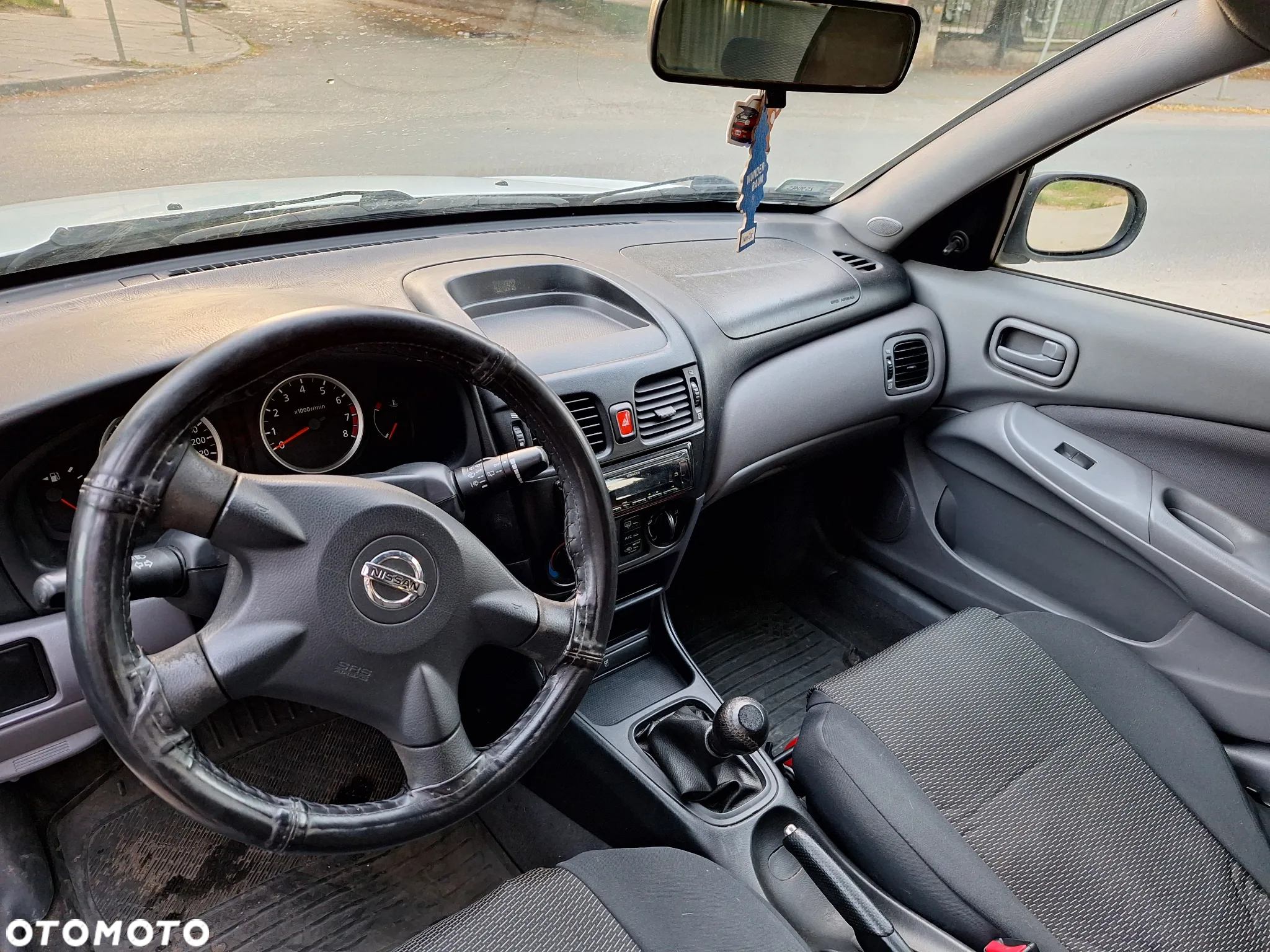 Nissan Almera - 7