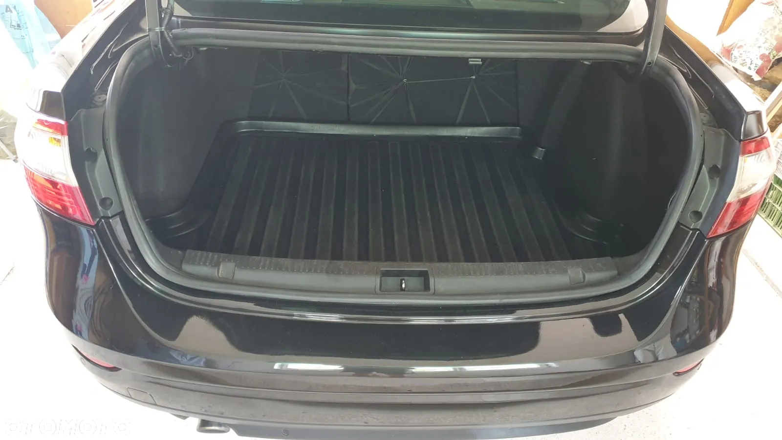 Renault Fluence 1.6 16V Expression - 9