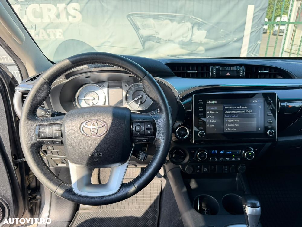 Toyota Hilux 2.8D 204CP 4x4 Double Cab AT Executive - 17