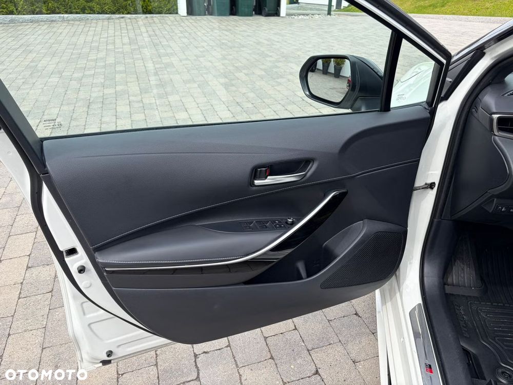 Toyota Corolla 1.8 Hybrid GR Sport - 13