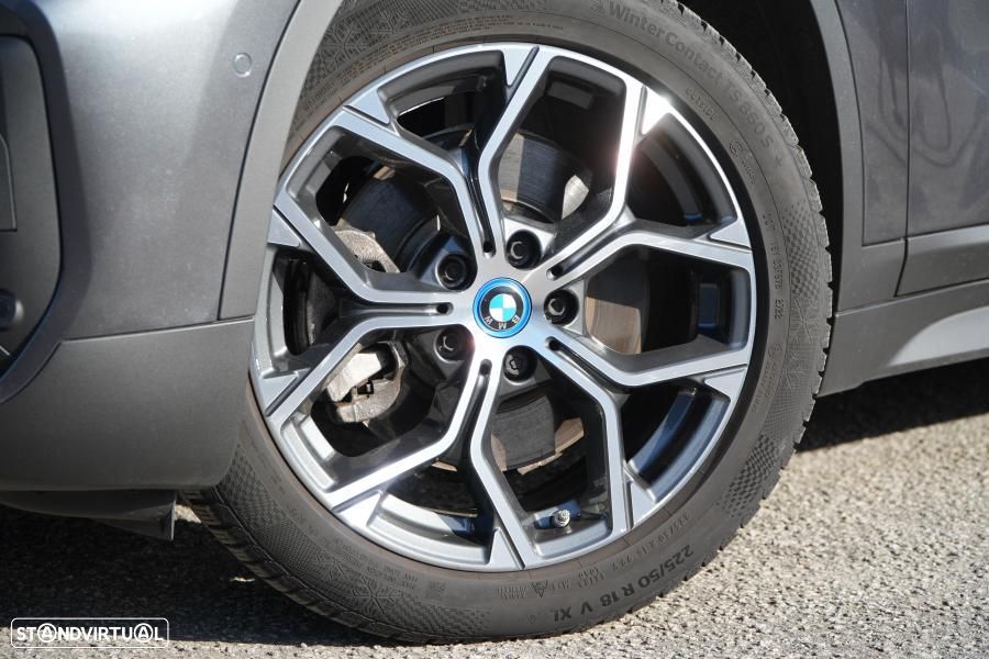 BMW X1 25 e xDrive Corporate Edition - 3