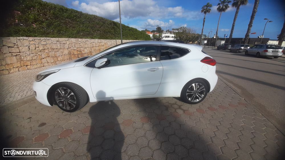 Kia ProCeed - 5