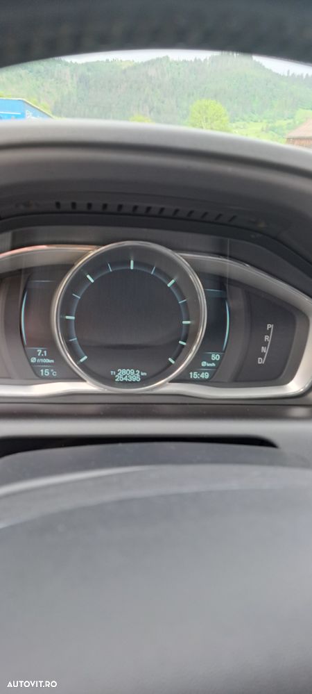 Volvo XC 60 D4AWD Momentum - 12