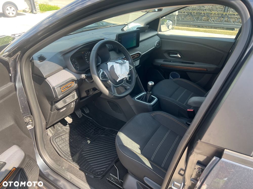 Dacia Sandero 1.0 TCe Laureate S&S - 9