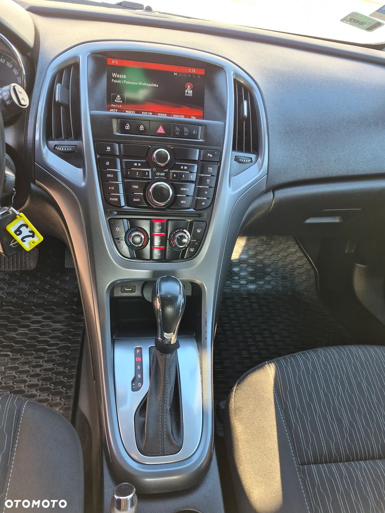 Opel Astra 1.4 T Cosmo - 11