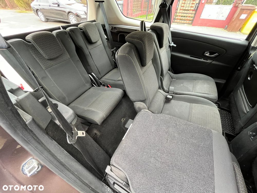 Renault Scenic - 9
