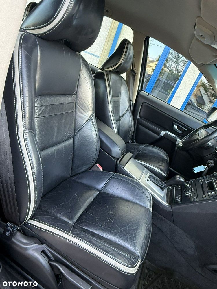 Volvo XC 90 - 25