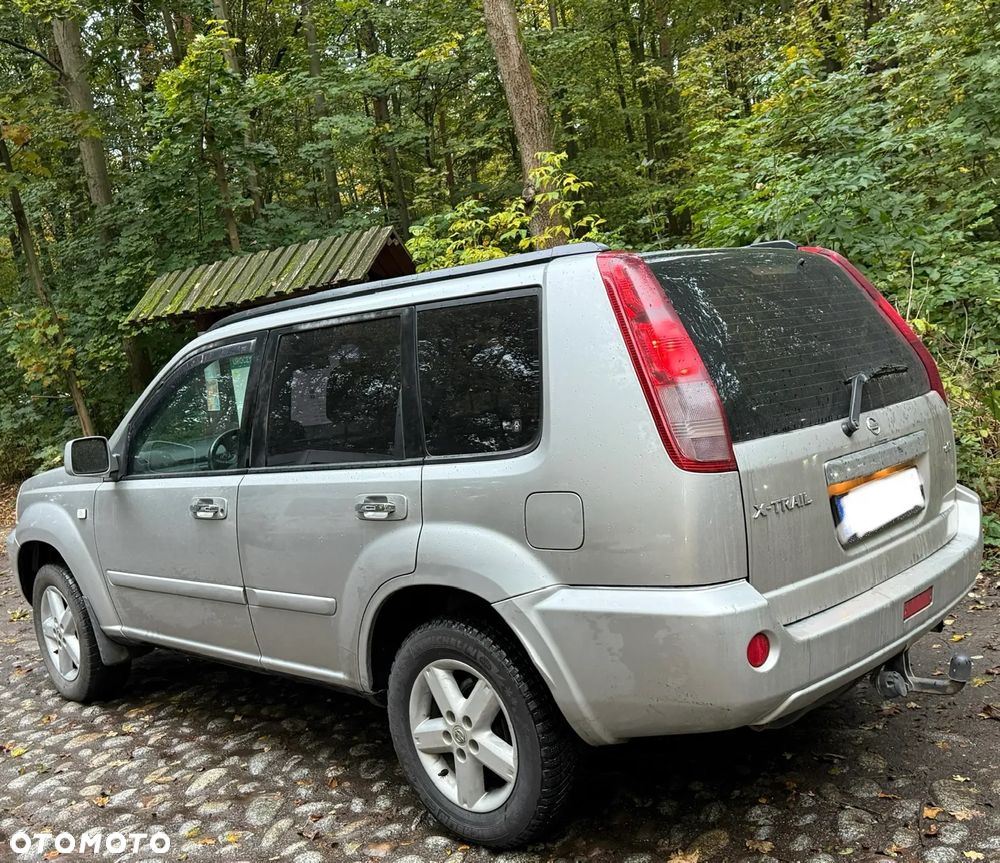 Nissan X-Trail 2.2 dCi 4x4 Sport - 6