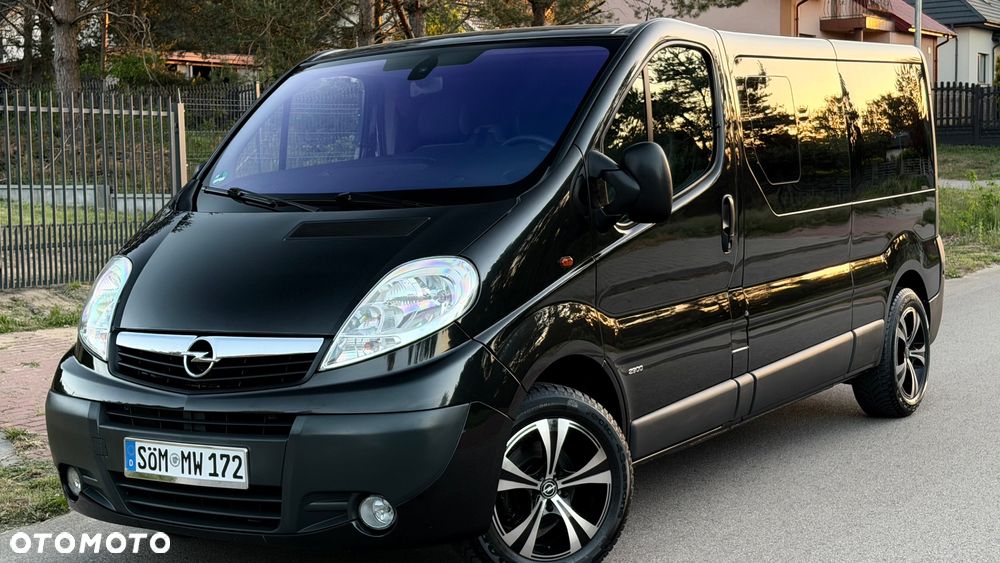 Opel Vivaro - 1