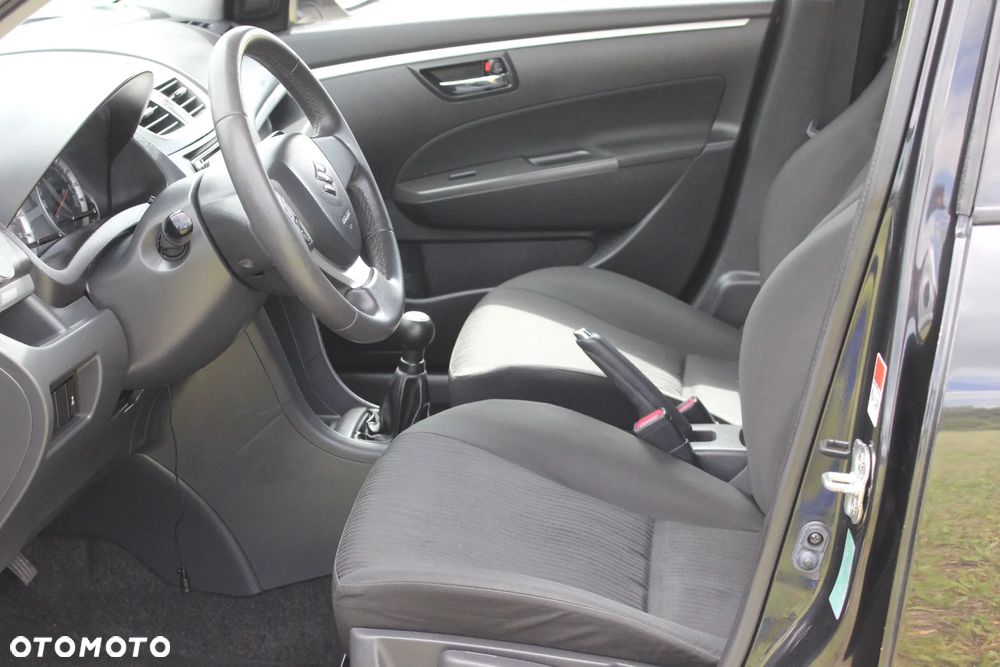 Suzuki Swift - 22