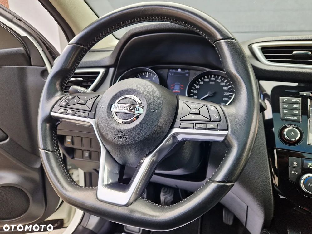 Nissan Qashqai 1.6 DIG-T Tekna+ - 27