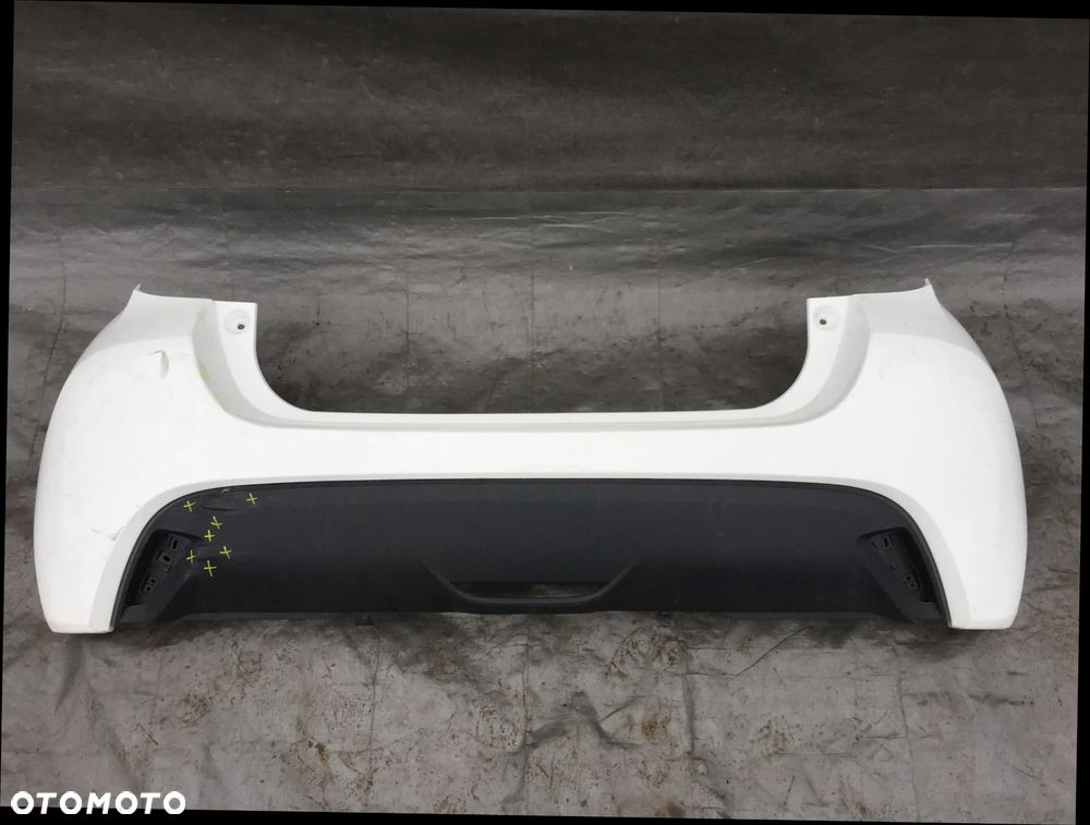 TOYOTA YARIS 4 IV 2020- ZDERZAK TYLNY TYL
