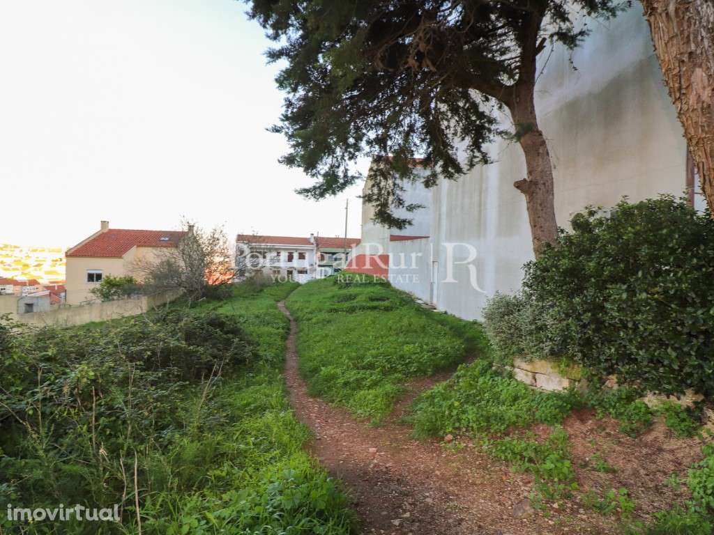 Lote para construção com 350,94 m2 próximo da Amadora, Lisboa - Grande imagem: 3/8