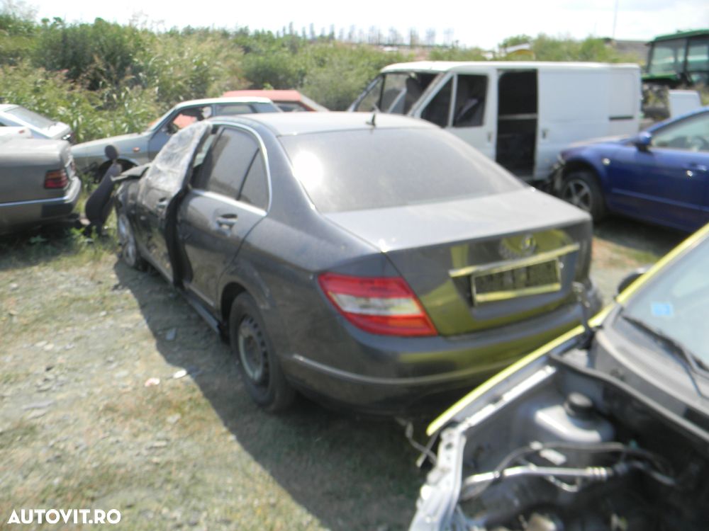 Dezmembrari  Mercedes-Benz C-CLASS (W204)  2007  > 2014 C 200 CDI (20 - 3