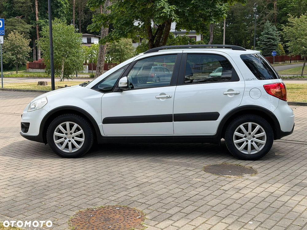 Suzuki SX4 Classic 1.6 VVT Automatik 4x2 Style - 12