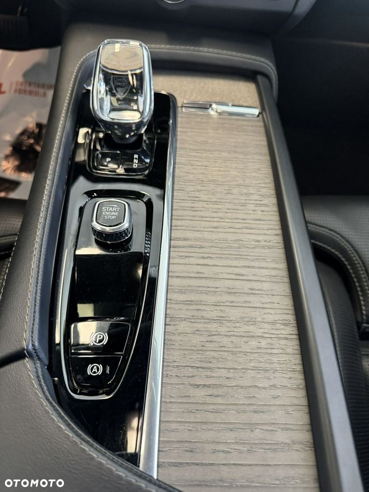 Volvo V90 B5 D AWD Ultimate Bright - 24