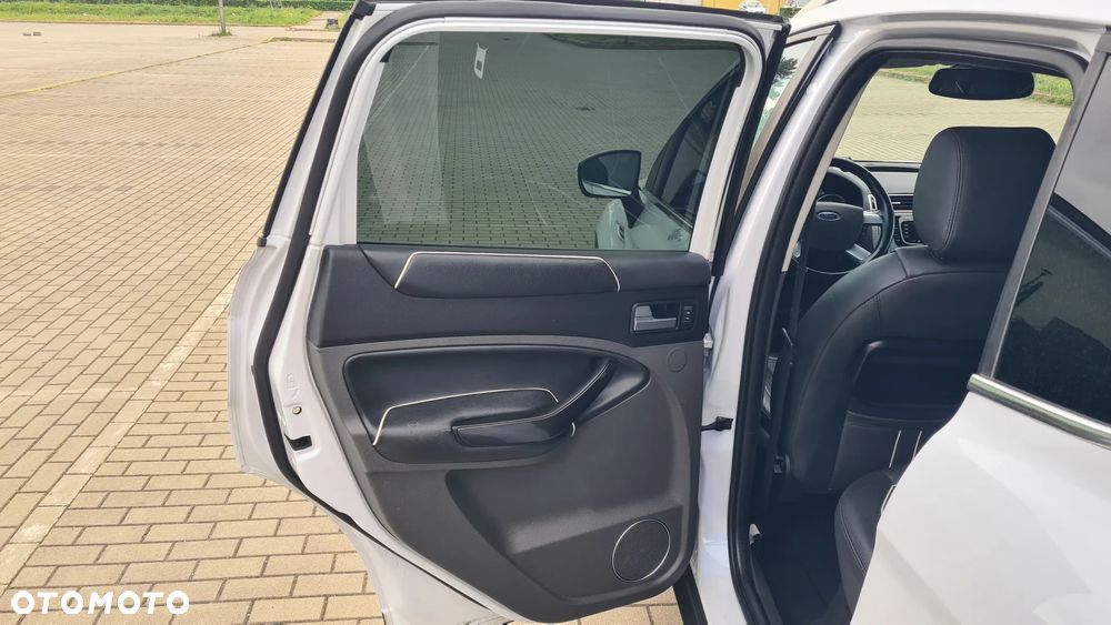 Ford Kuga 2.0 TDCi Titanium - 11