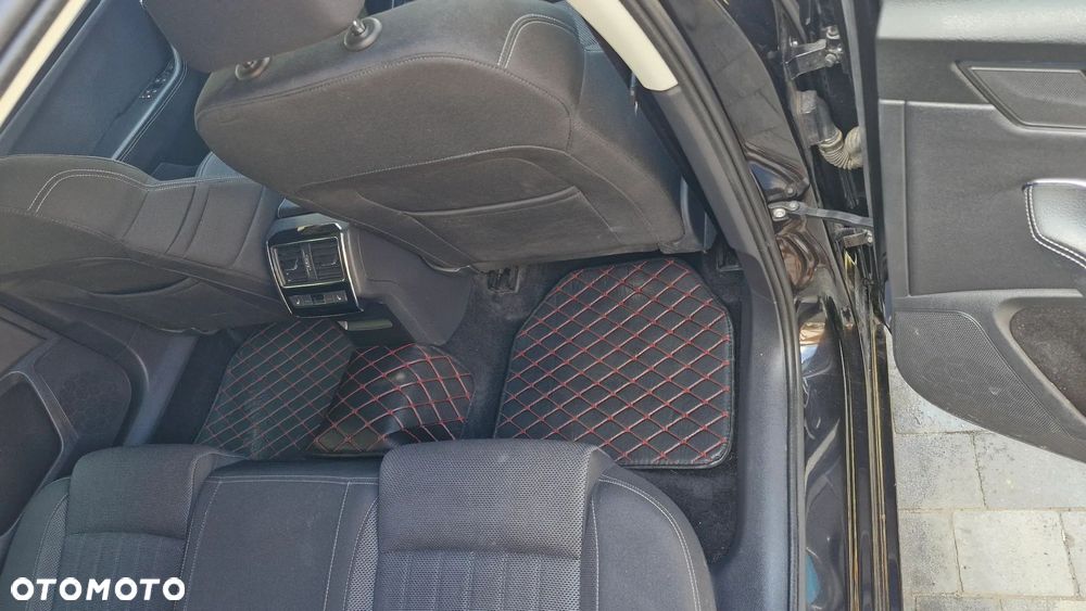 Skoda Superb 2.0 TDI SCR Style DSG - 24