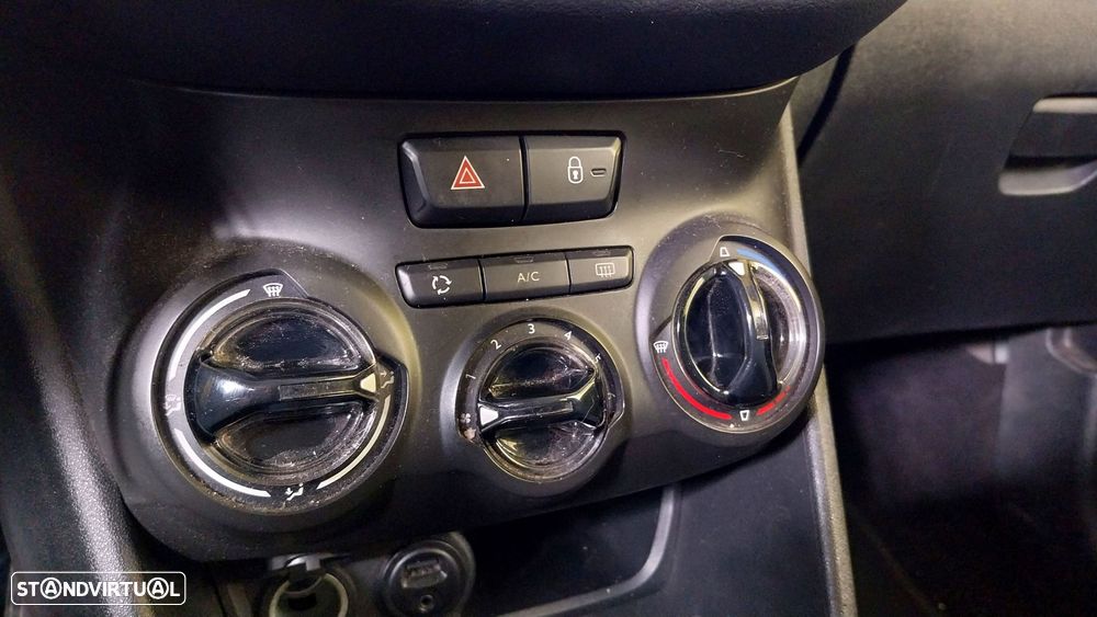 Peugeot 208 1.6 BlueHDi Allure - 10