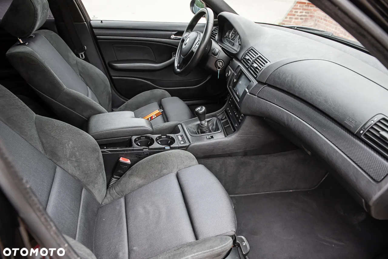 BMW Seria 3 325i Edition Sport - 26