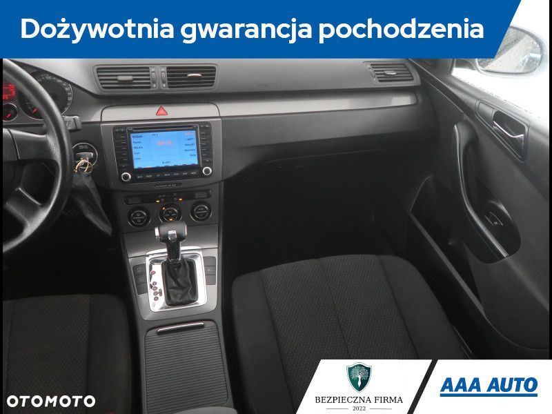 Volkswagen Passat Variant - 10