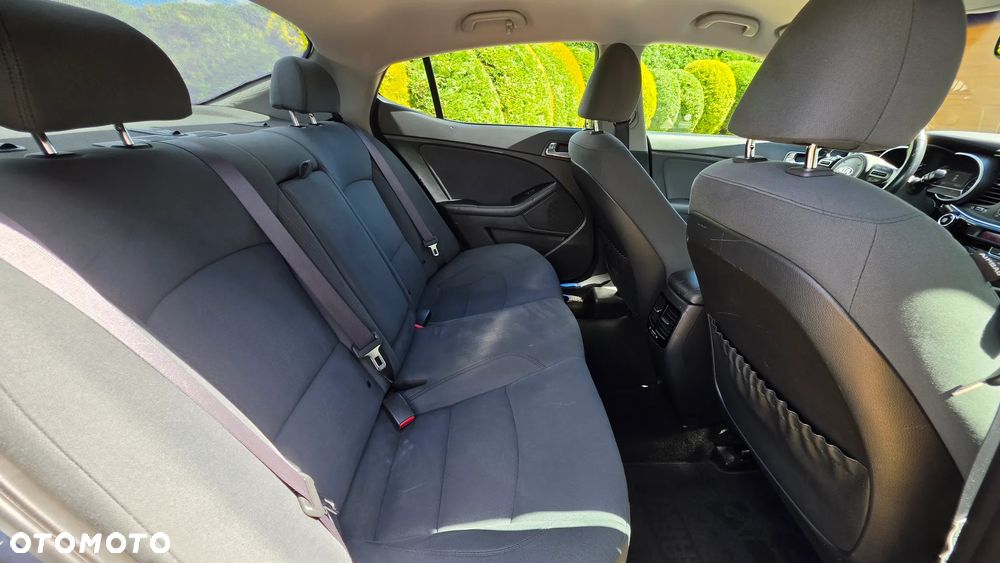 Kia Optima - 7