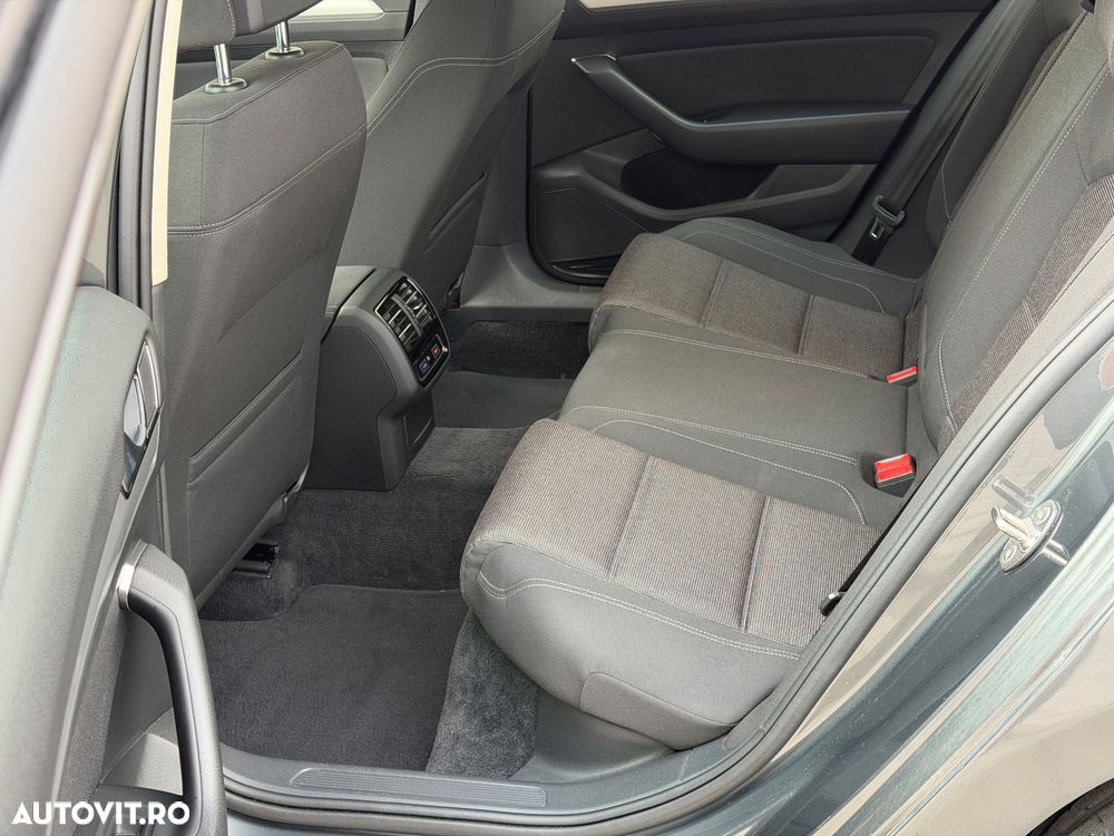 Volkswagen Passat 1.6 TDI SCR DSG Comfortline - 7