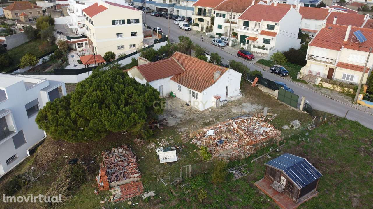 Terreno urbano com 1.010 m² na Charneca da Caparica, com possibilidade - Grande imagem: 2/10