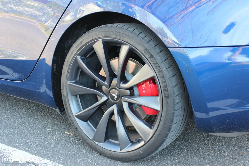 Tesla Model 3 Performance Dual Motor AWD - 13